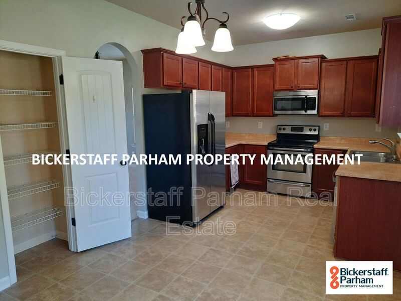 The ideal space to balance life, work and play. Located in Fort Mitchell, AL!! property image