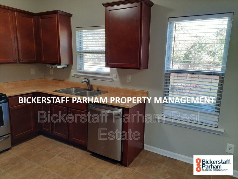 The ideal space to balance life, work and play. Located in Fort Mitchell, AL!! property image