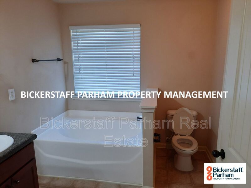 The ideal space to balance life, work and play. Located in Fort Mitchell, AL!! property image