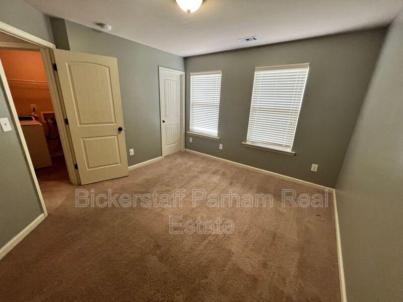 The ideal space to balance life, work and play. Located in Fort Mitchell, AL!! property image