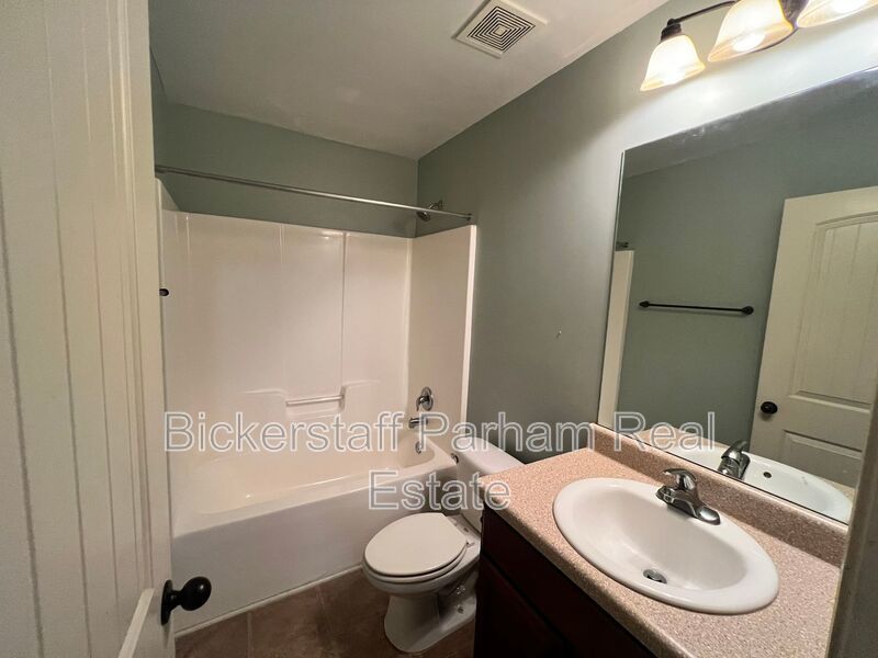 The ideal space to balance life, work and play. Located in Fort Mitchell, AL!! property image