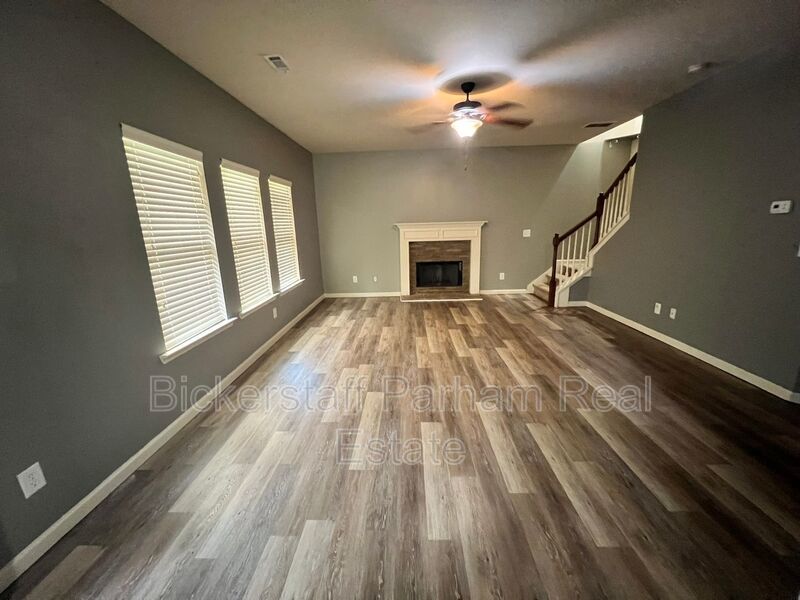 The ideal space to balance life, work and play. Located in Fort Mitchell, AL!! property image