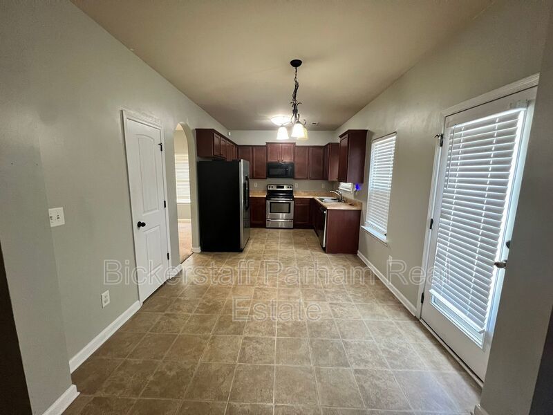 The ideal space to balance life, work and play. Located in Fort Mitchell, AL!! property image