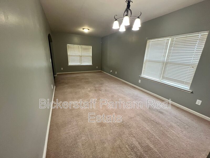The ideal space to balance life, work and play. Located in Fort Mitchell, AL!! property image