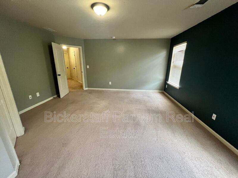 The ideal space to balance life, work and play. Located in Fort Mitchell, AL!! property image