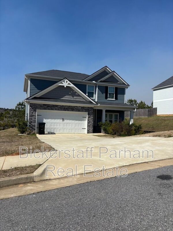 Welcome Home! Located in Lexington Hill Subdivision property image