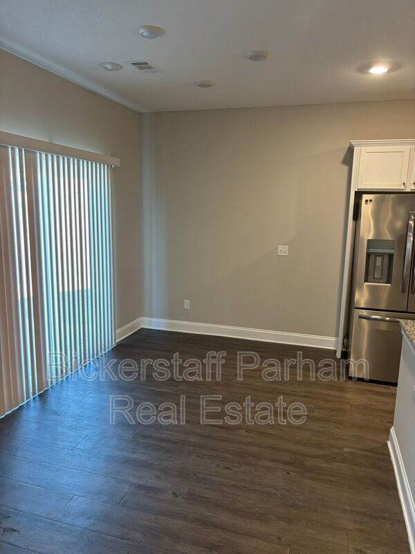 Welcome Home! Located in Lexington Hill Subdivision property image