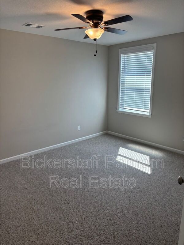 Welcome Home! Located in Lexington Hill Subdivision property image