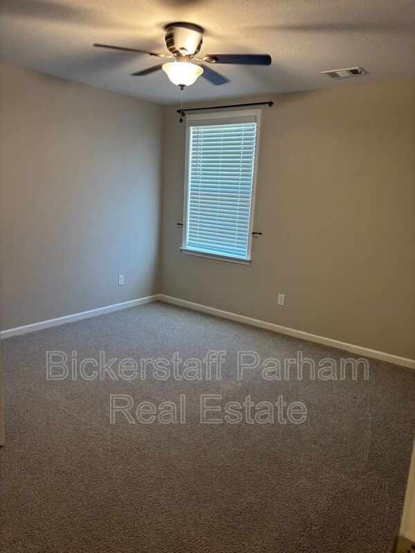 Welcome Home! Located in Lexington Hill Subdivision property image