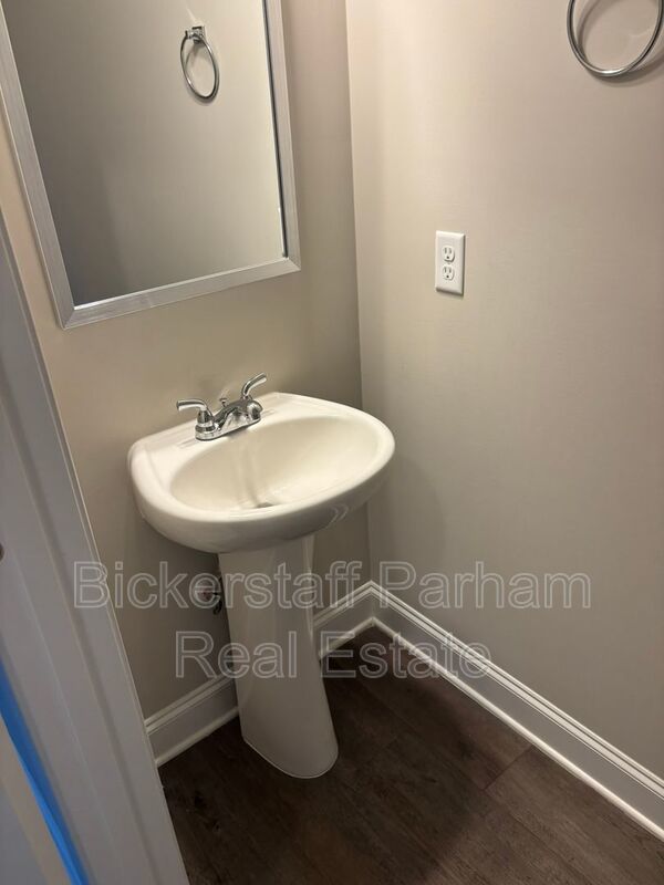 Welcome Home! Located in Lexington Hill Subdivision property image