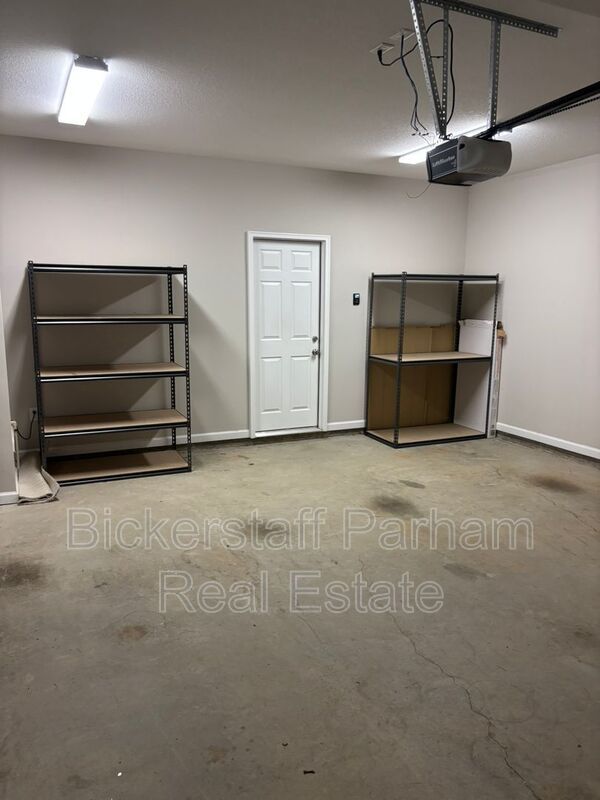 Welcome Home! Located in Lexington Hill Subdivision property image