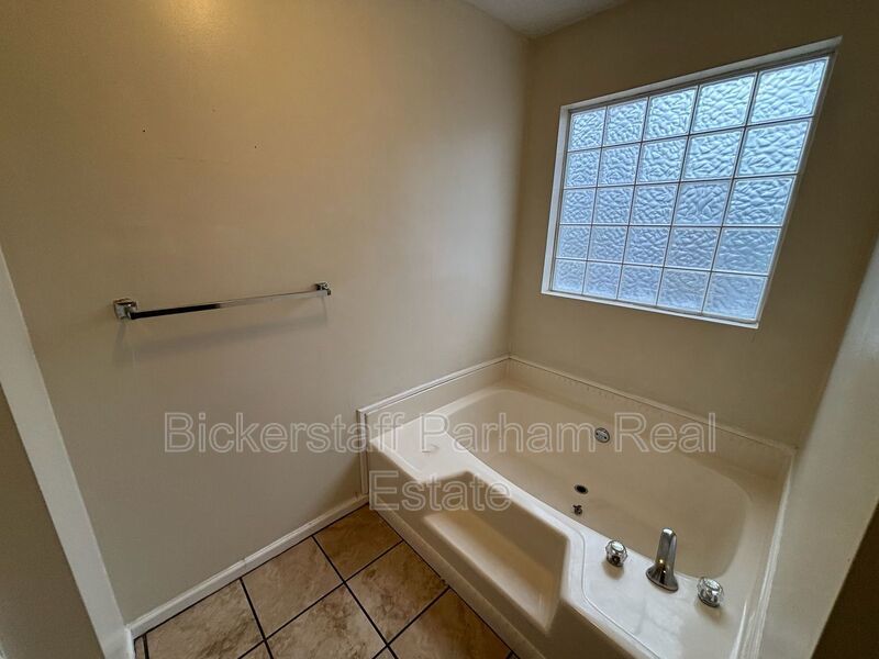 The Ideal Space to Balance Life, Work and Play. property image