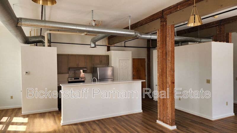 Flowers Building Condominiums Convenient To Downtown!! property image