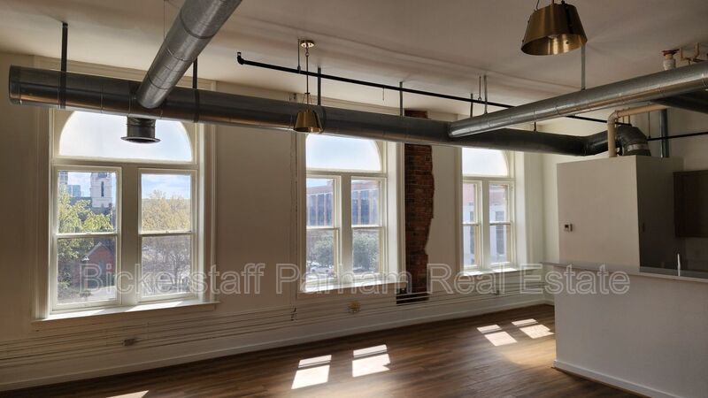 Flowers Building Condominiums Convenient To Downtown!! property image