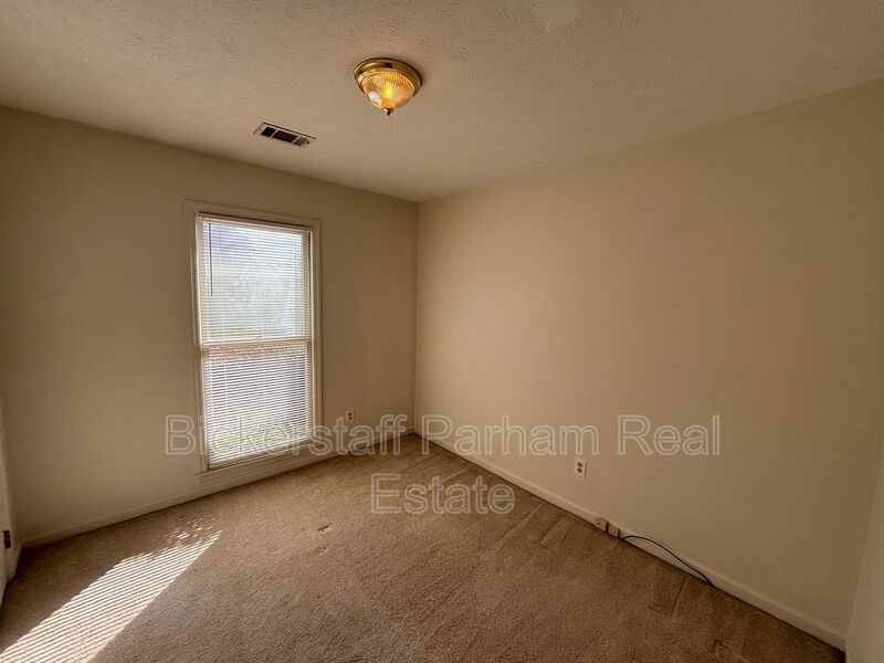 Charming 3BR Home in Columbus – Pet Friendly & Move-In Ready! property image