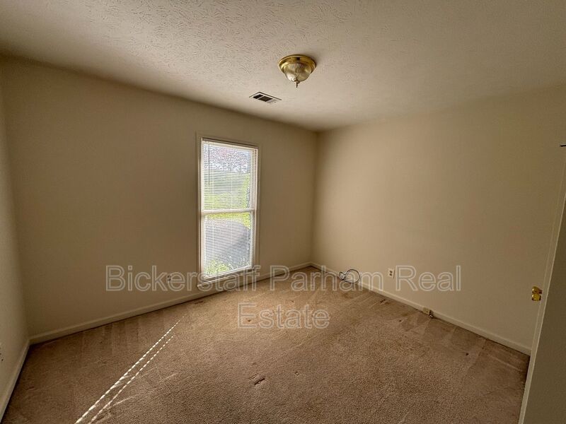 Charming 3BR Home in Columbus – Pet Friendly & Move-In Ready! property image