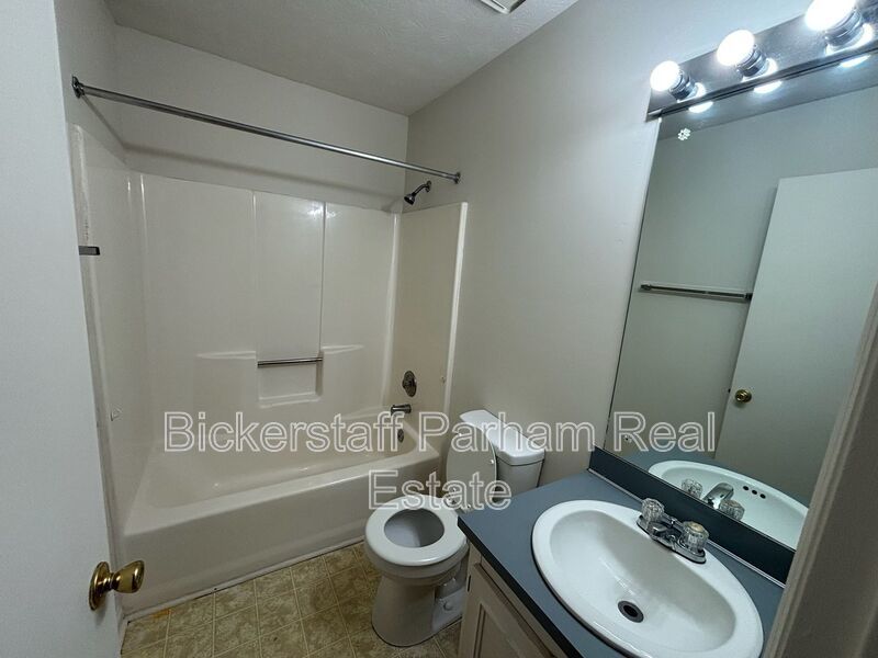 Charming 3BR Home in Columbus – Pet Friendly & Move-In Ready! property image