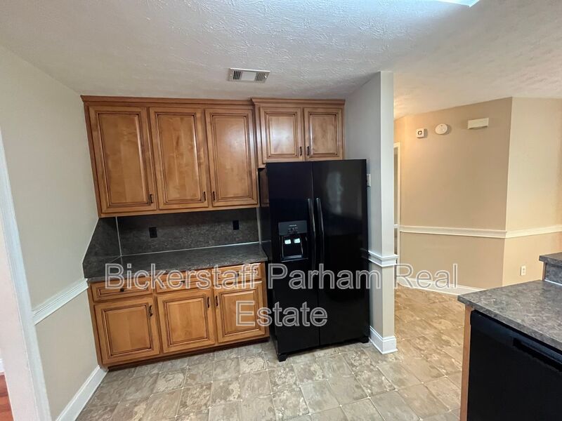 Welcome to the Broadfield Subdivision !! A Place to Call Home. property image