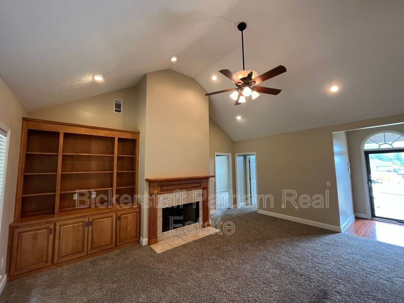 Welcome to the Broadfield Subdivision !! A Place to Call Home. property image