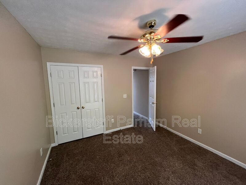 Welcome to the Broadfield Subdivision !! A Place to Call Home. property image