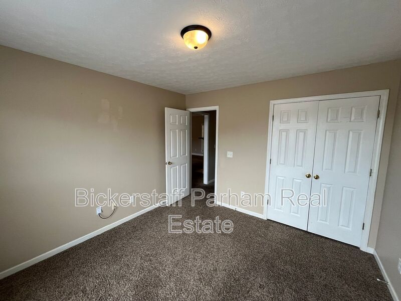 Welcome to the Broadfield Subdivision !! A Place to Call Home. property image