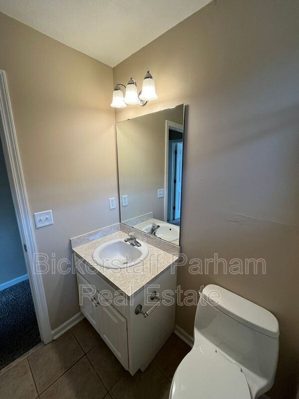 Welcome to the Broadfield Subdivision !! A Place to Call Home. property image