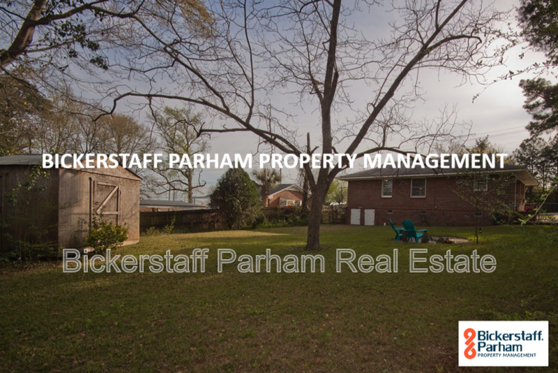 Move In Ready!! Cozy Brick Home, in North Columbus. Located off of Airport Thruway!! HAPP Accepted. property image