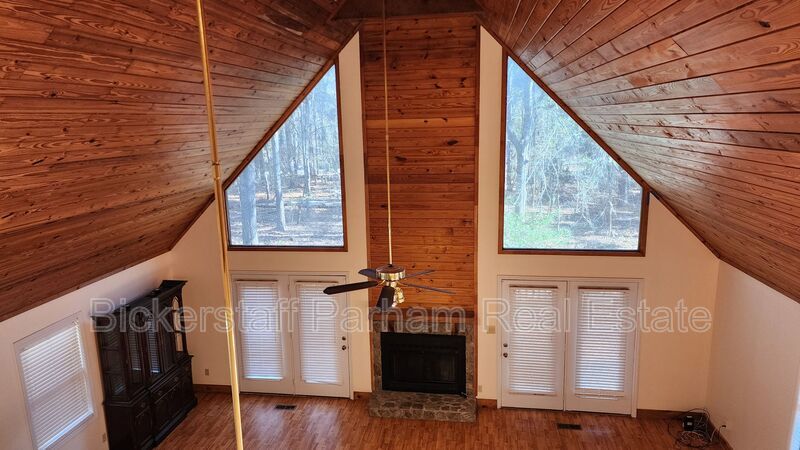 Home Located in Hamilton, Close to Lake Harding! property image