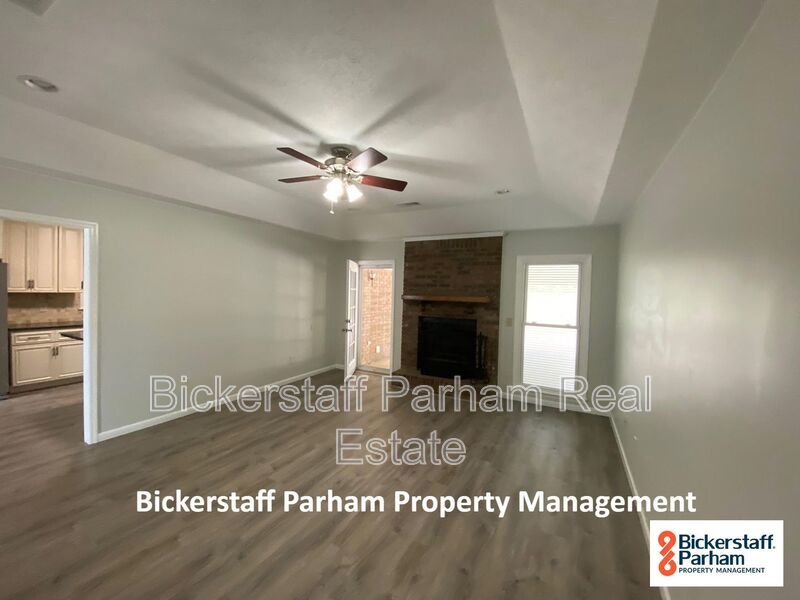 Welcome to this charming 3-bedroom, 2-bathroom home located in Ellerslie, GA property image