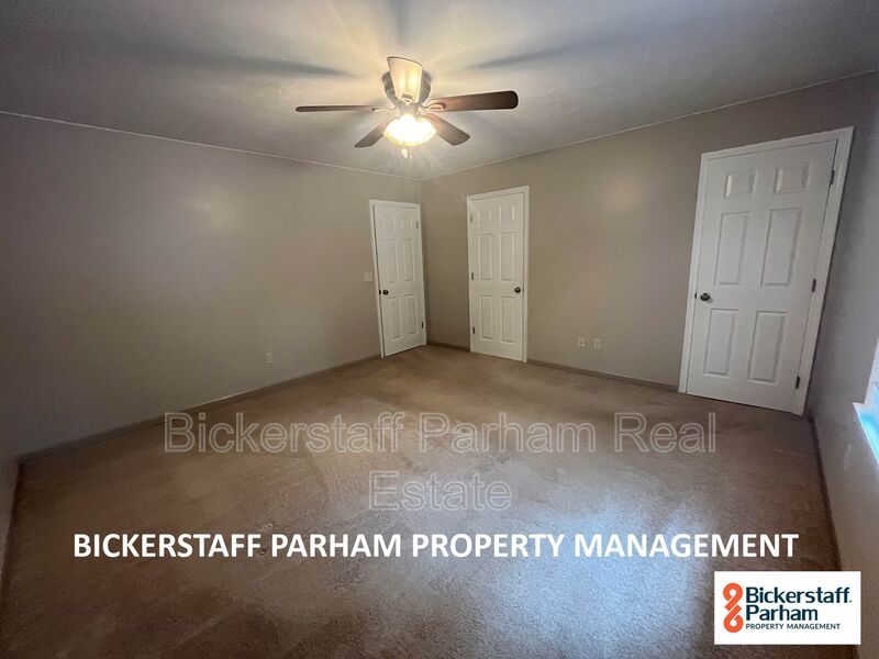 Welcome to this charming 3-bedroom, 2-bathroom home located in Ellerslie, GA property image