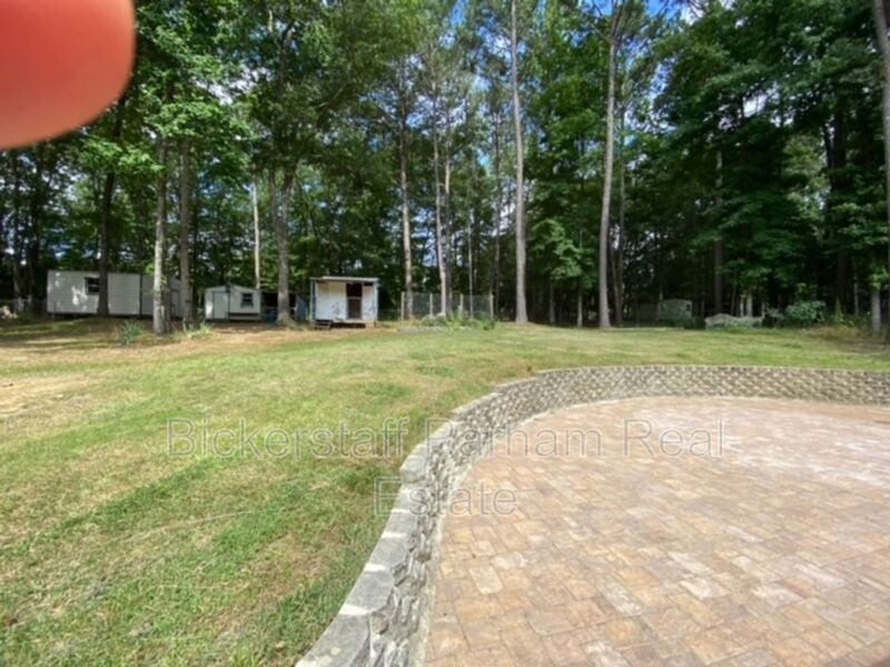 Welcome to this charming 3-bedroom, 2-bathroom home located in Ellerslie, GA property image