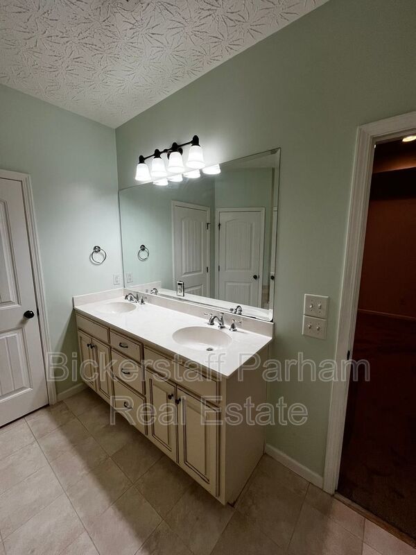 Appointment Only, Must See! 706-653-1999 for a tour! property image