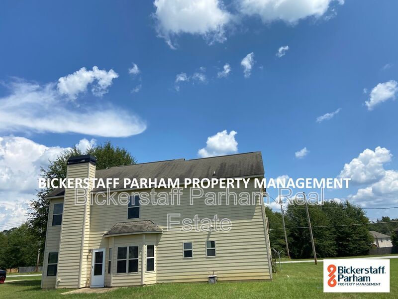 Spacious 2-Story Home with Open Floor Plan property image