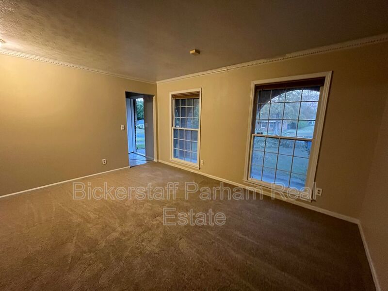 Charming Brick Home Located off of Moon Road, Because Location Really is Everything!! New Carpet, New Paint property image