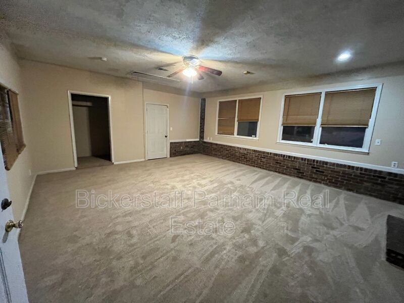Charming Brick Home Located off of Moon Road, Because Location Really is Everything!! New Carpet, New Paint property image