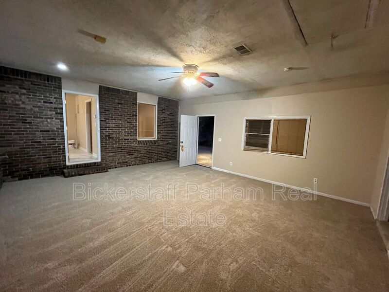 Charming Brick Home Located off of Moon Road, Because Location Really is Everything!! New Carpet, New Paint property image