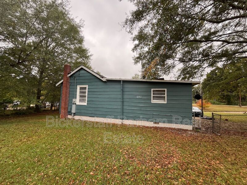 Move-In Ready Home at Unbeatable Value! Call the office to schedule a tour. property image