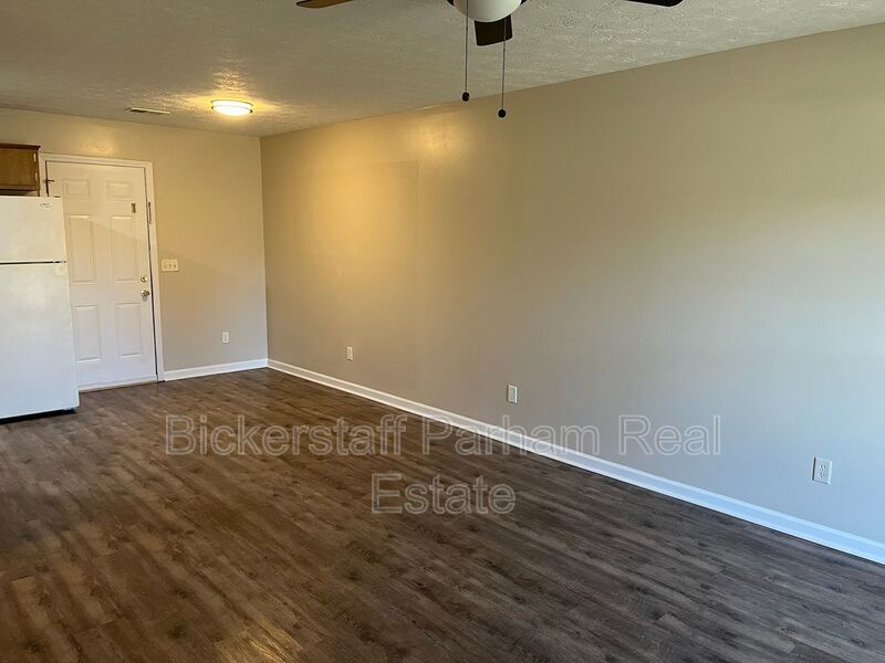 Spacious Apartment with Everything You Need — and More. Available Today! property image