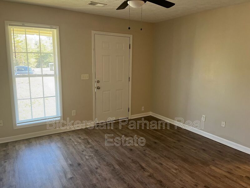 Spacious Apartment with Everything You Need — and More. Available Today! property image