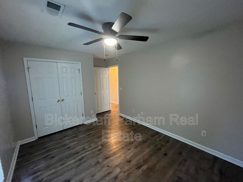 Spacious Apartment with Everything You Need — and More. Available Today! property image