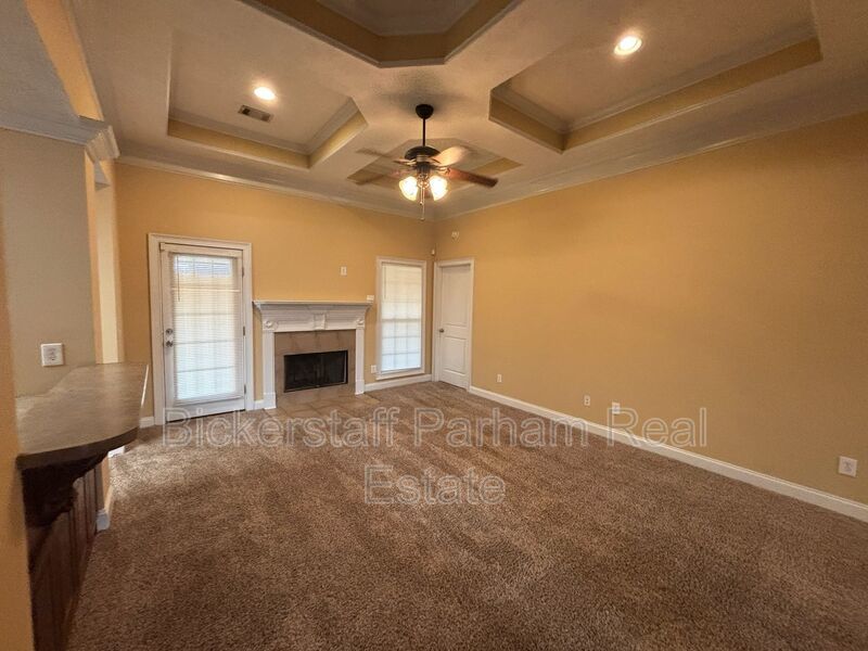 Welcome to Yorktown Subdivision! Fall in Love with Where You Live. property image