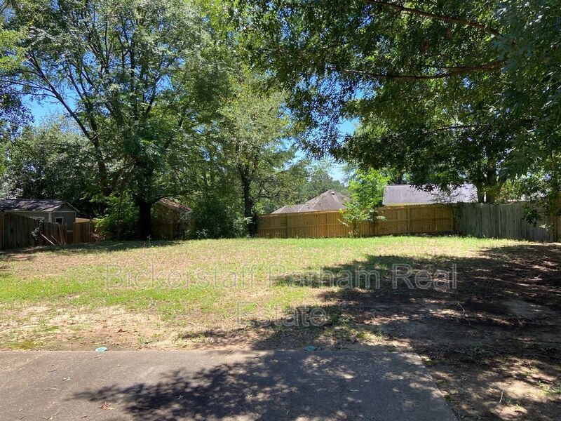 Welcome to Cedar Creek! property image