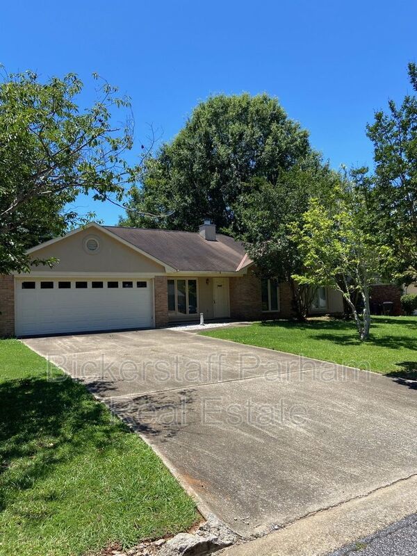 Welcome to Cedar Creek! property image