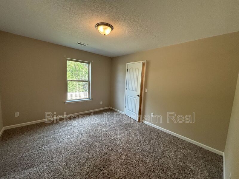 Stunning Two-Story Residence in the Heart of Smiths Station, Alabama property image