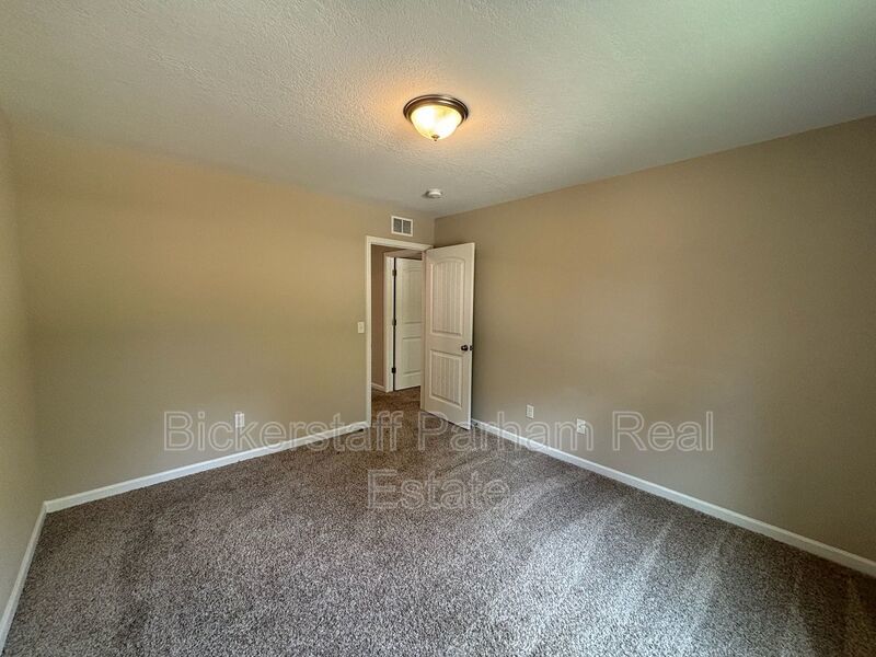 Stunning Two-Story Residence in the Heart of Smiths Station, Alabama property image