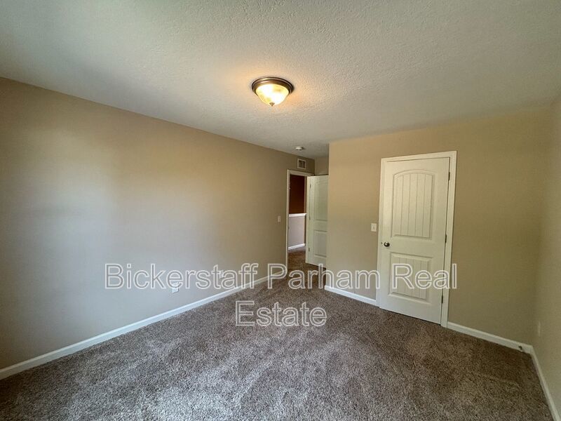 Stunning Two-Story Residence in the Heart of Smiths Station, Alabama property image