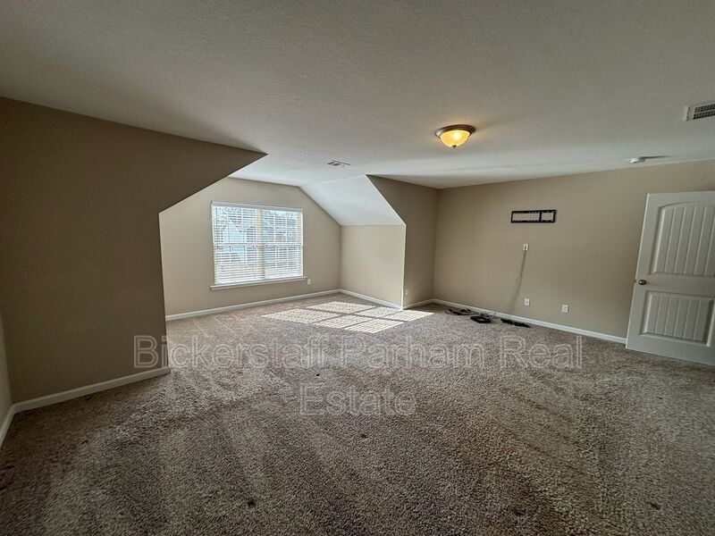 Stunning Two-Story Residence in the Heart of Smiths Station, Alabama property image