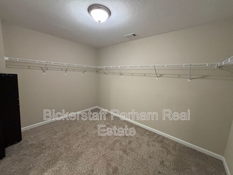 Stunning Two-Story Residence in the Heart of Smiths Station, Alabama property image