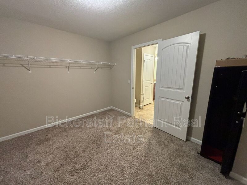 Stunning Two-Story Residence in the Heart of Smiths Station, Alabama property image