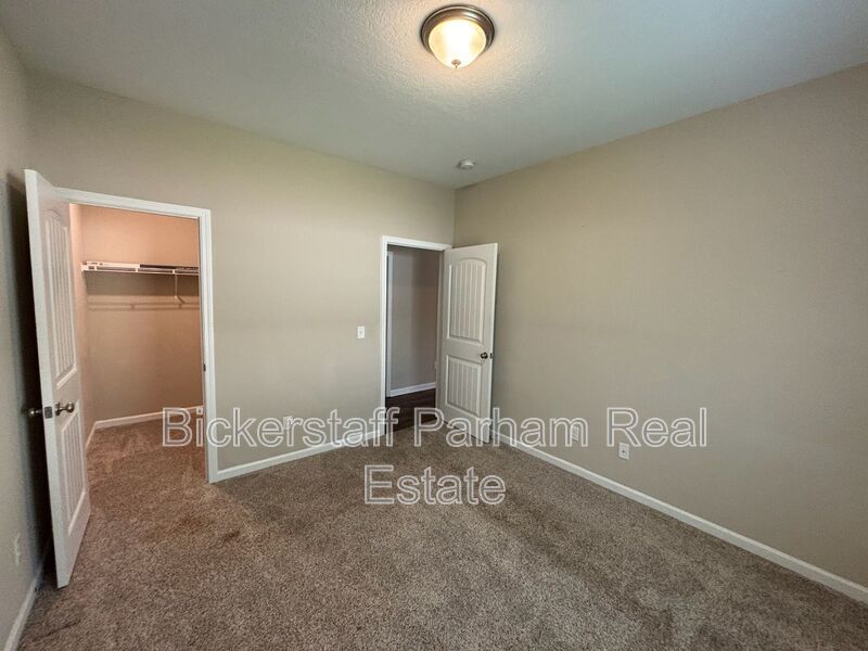 Stunning Two-Story Residence in the Heart of Smiths Station, Alabama property image